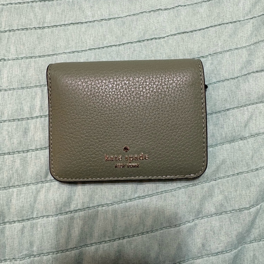 Lena Small Bifold Wallet